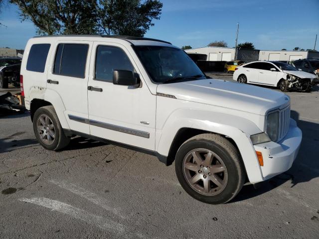 1C4PJMAK5CW211411 - 2012 JEEP LIBERTY SPORT WHITE photo 4