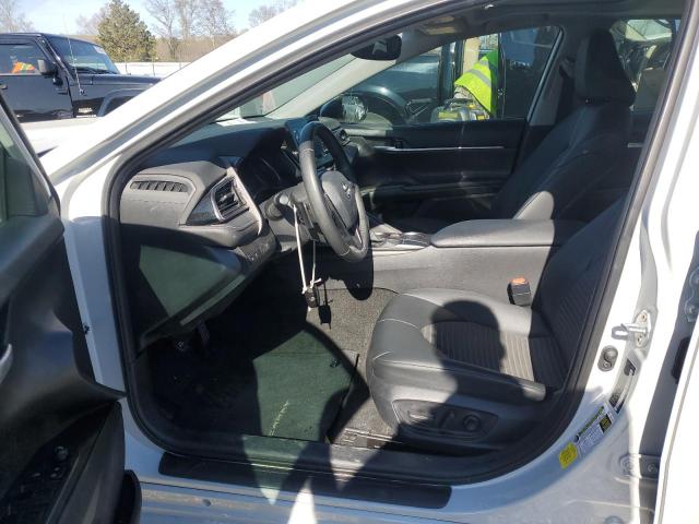 4T1T11AKXPU170431 - 2023 TOYOTA CAMRY SE NIGHT SHADE WHITE photo 7