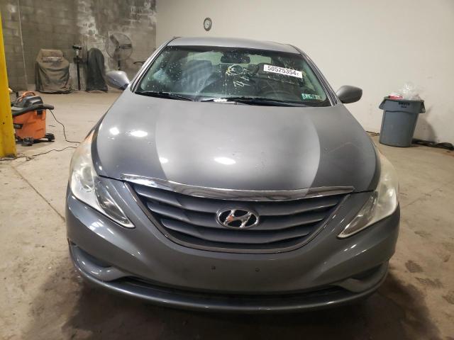 5NPEB4AC1BH116538 - 2011 HYUNDAI SONATA GLS GRAY photo 5