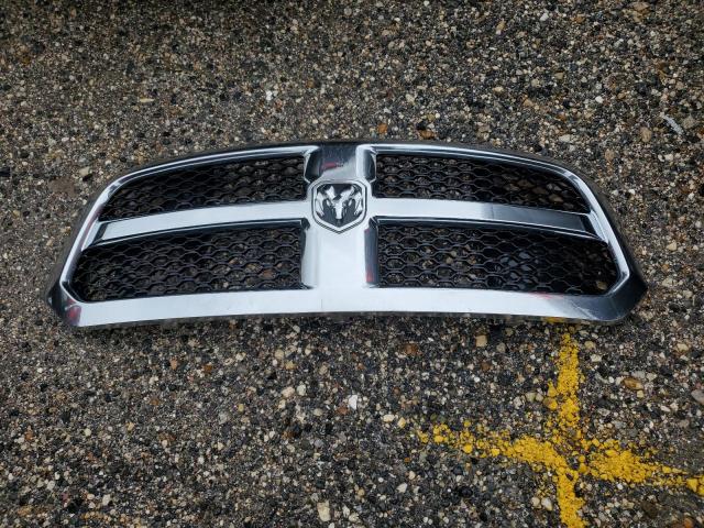 1C6RR6TT2KS512170 - 2019 RAM 1500 CLASS SLT ნაცრისფერი ფოტო 12