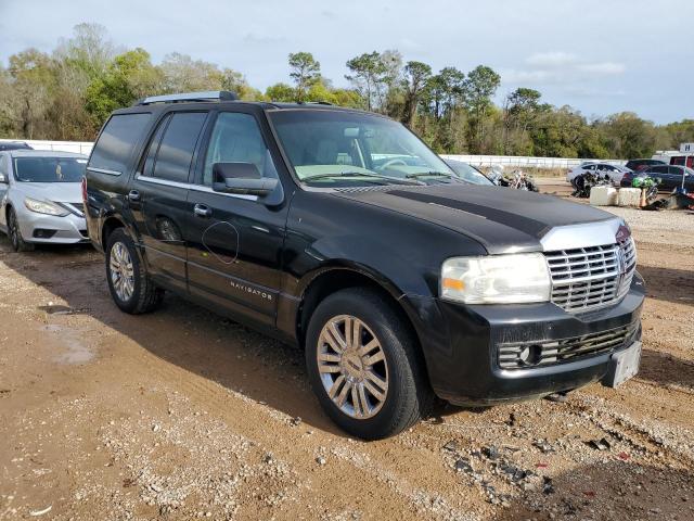 5LMFU27548LJ16557 - 2008 LINCOLN NAVIGATOR BLACK photo 4