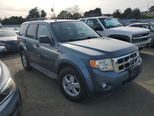 1FMCU0DG3AKA69727 - 2010 FORD ESCAPE XLT BLUE photo 4