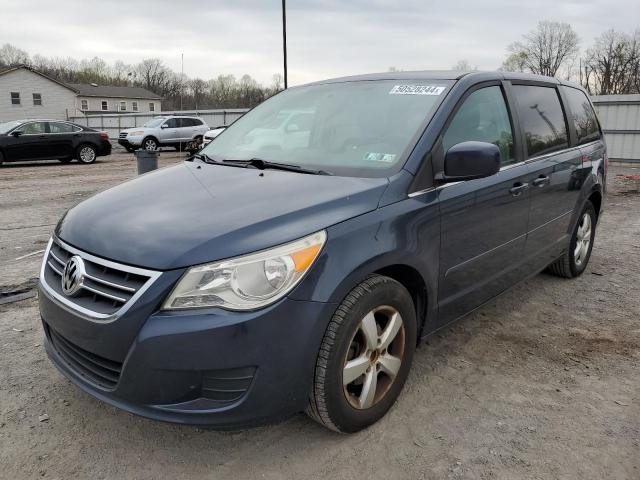 2V8HW34159R541302 - 2009 VOLKSWAGEN ROUTAN SE BLUE photo 1