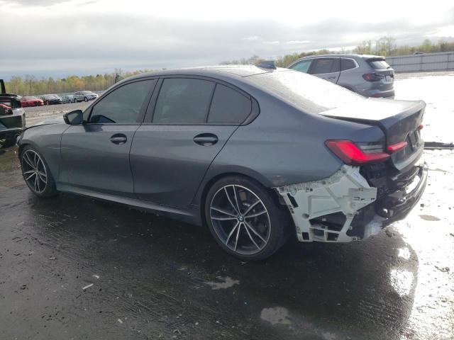 3MW5U7J05L8B44054 - 2020 BMW M340I GRAY photo 2