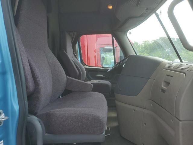 3AKJGLDR8JSGH0787 - 2018 FREIGHTLINER CASCADIA 1 BLUE photo 5