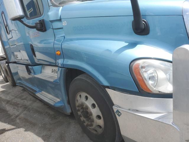 3AKJGLDR8JSGH0787 - 2018 FREIGHTLINER CASCADIA 1 BLUE photo 9