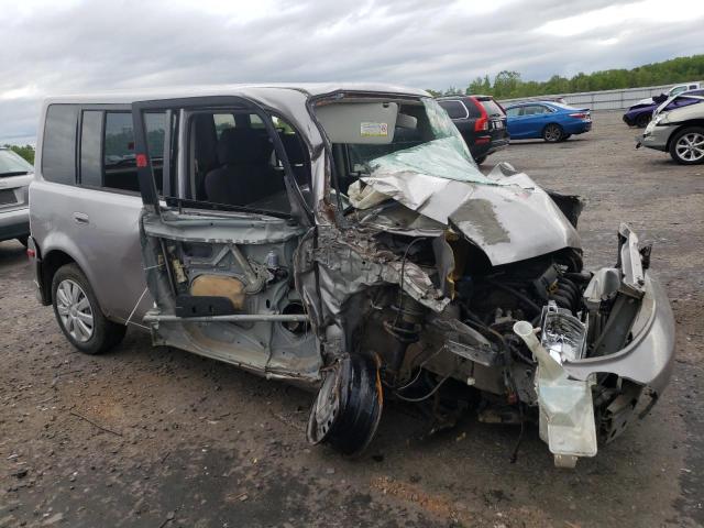 JTLKT334154020729 - 2005 TOYOTA SCION XB 银色 照片 4