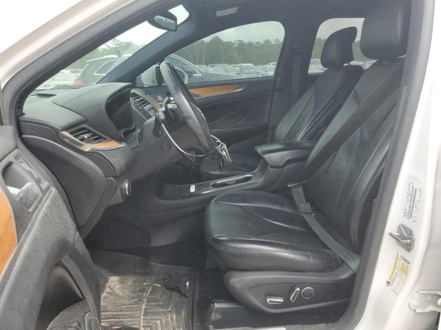 5LMCJ3C94HUL54073 - 2017 LINCOLN MKC RESERVE WHITE photo 7