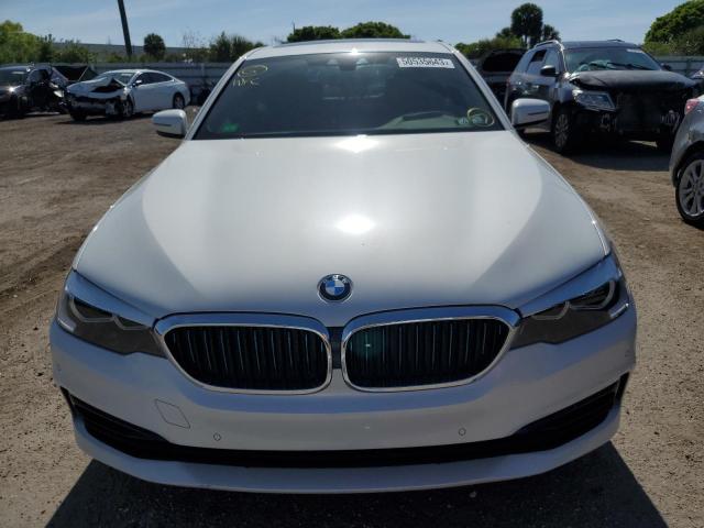 WBAJB1C54KB376197 - 2019 BMW 530XE WHITE photo 5