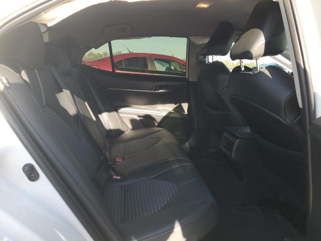 4T1T31AK6RU063194 - 2024 TOYOTA CAMRY SE NIGHT SHADE WHITE photo 10