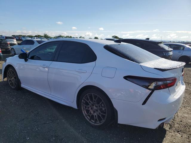 4T1T31AK6RU063194 - 2024 TOYOTA CAMRY SE NIGHT SHADE WHITE photo 2