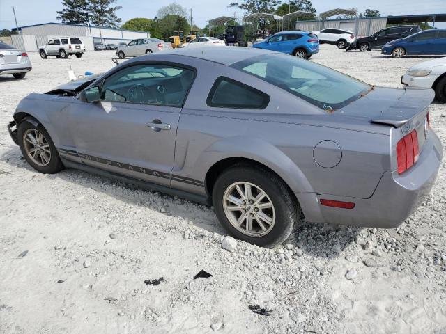 1ZVFT80N575246550 - 2007 FORD MUSTANG GRAY photo 2