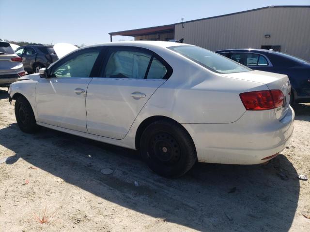 3VWDP7AJ9DM257798 - 2013 VOLKSWAGEN JETTA SE WHITE photo 2