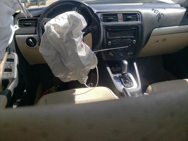 3VWDP7AJ9DM257798 - 2013 VOLKSWAGEN JETTA SE WHITE photo 8