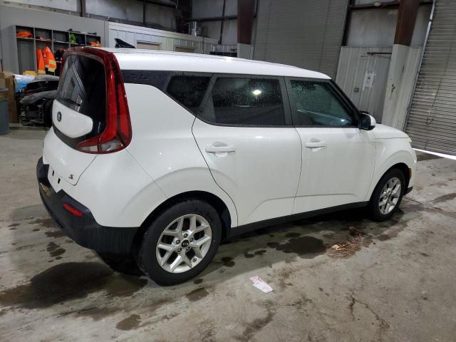 KNDJ23AU3M7785659 - 2021 KIA SOUL LX WHITE photo 3