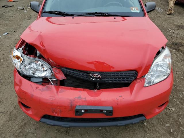 2T1KR32E45C368770 - 2005 TOYOTA MATRIX XR RED photo 11