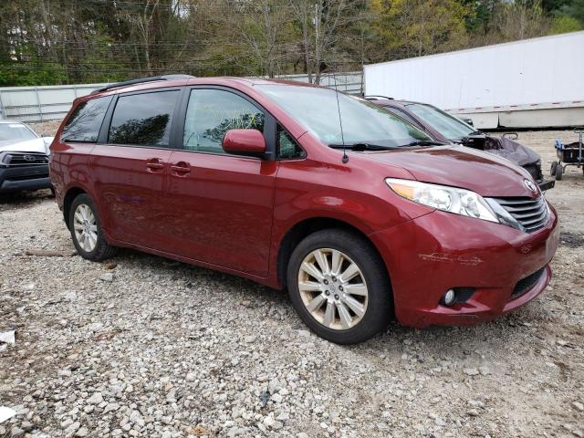 5TDDK3DC8CS041723 - 2012 TOYOTA SIENNA XLE RED photo 4