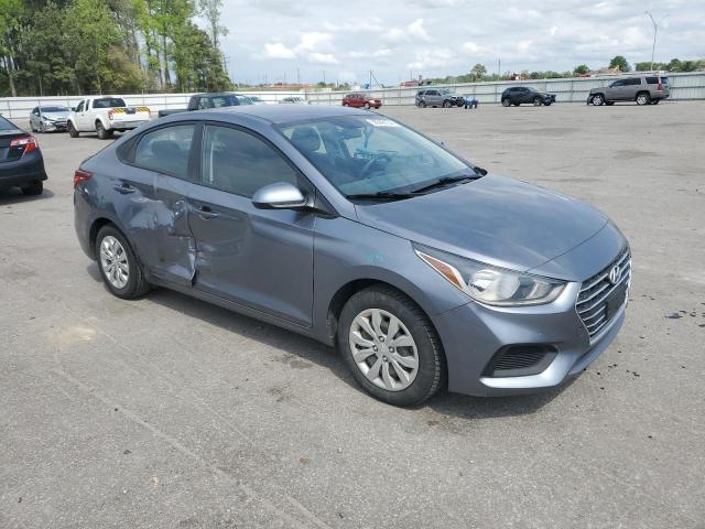 3KPC24A67LE114753 - 2020 HYUNDAI ACCENT SE GRAY photo 4