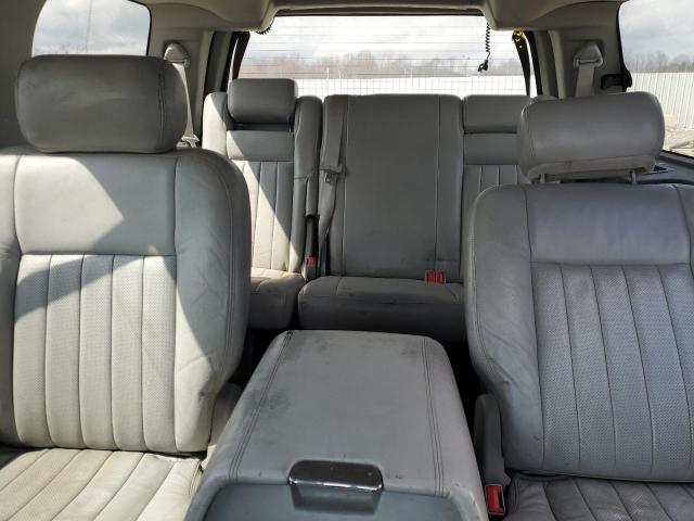 5LMFU28R64LJ14370 - 2004 LINCOLN NAVIGATOR BLACK photo 10