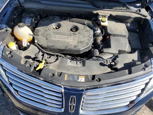 5LMCJ3C96JUL29312 - 2018 LINCOLN MKC RESERVE BLUE photo 11