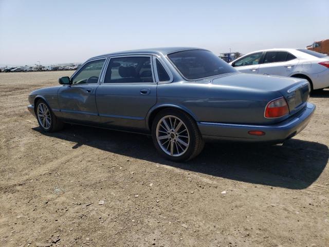 SAJHX624XWC842161 - 1998 JAGUAR XJ8 L GRAY photo 2