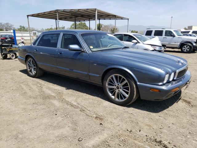 SAJHX624XWC842161 - 1998 JAGUAR XJ8 L GRAY photo 4