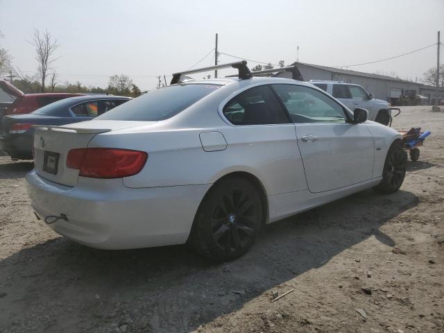 WBAKF5C59BE656471 - 2011 BMW 328 XI SULEV WHITE photo 3