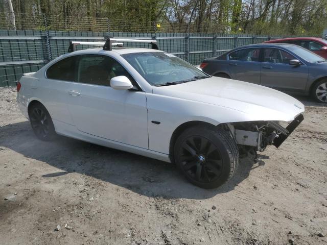 WBAKF5C59BE656471 - 2011 BMW 328 XI SULEV WHITE photo 4