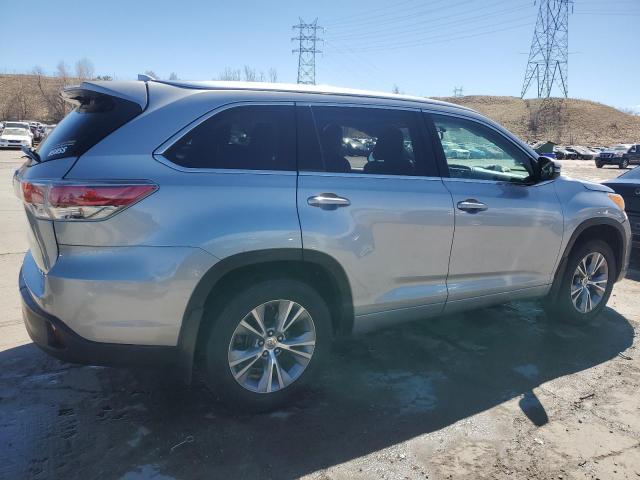 5TDJKRFH8ES029640 - 2014 TOYOTA HIGHLANDER XLE 银色 照片 3