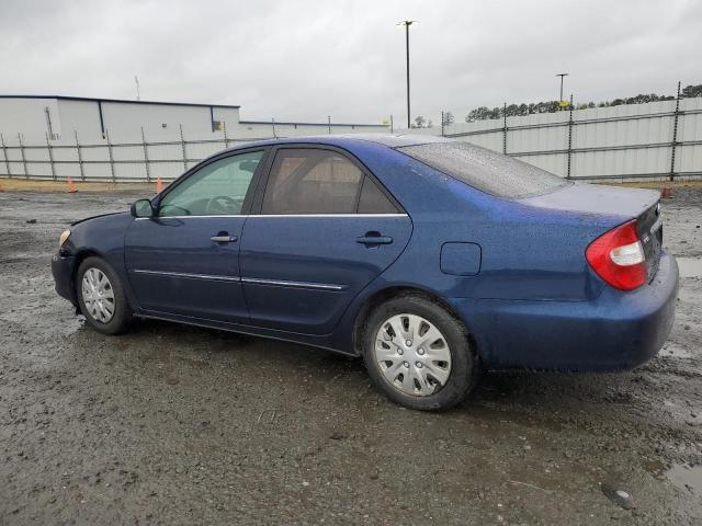 4T1BE32K12U554570 - 2002 TOYOTA CAMRY LE BLUE photo 2