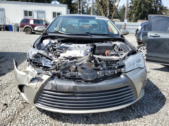 4T1BF1FK6FU091052 - 2015 TOYOTA CAMRY LE SILVER photo 5