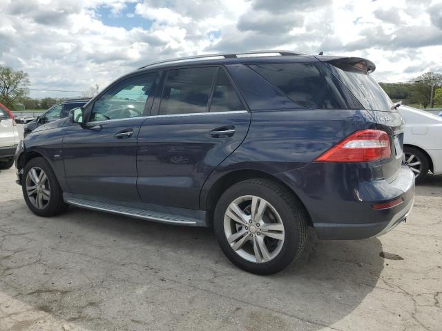 4JGDA5HB9CA022574 - 2012 MERCEDES-BENZ ML 350 4MATIC BLUE photo 2