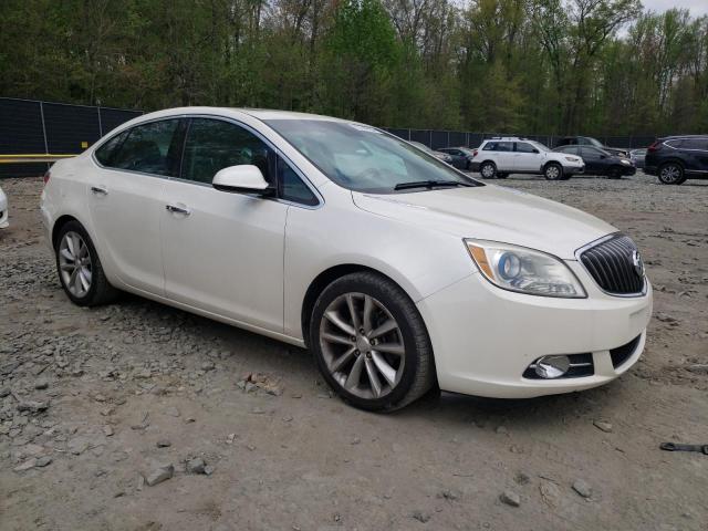 1G4PS5SK1C4191585 - 2012 BUICK VERANO WHITE photo 4