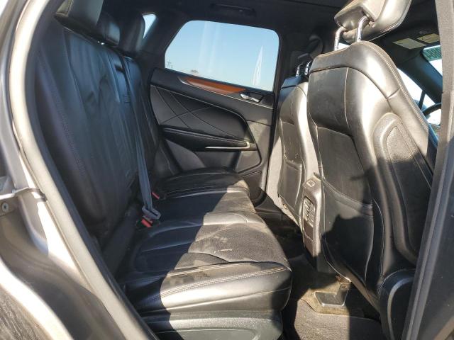 5LMCJ3C91GUJ22125 - 2016 LINCOLN MKC RESERVE BROWN photo 11