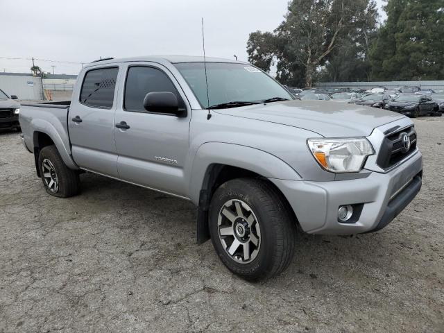 5TFJX4GN0FX038613 - 2015 TOYOTA TACOMA DOUBLE CAB PRERUNNER SILVER photo 4