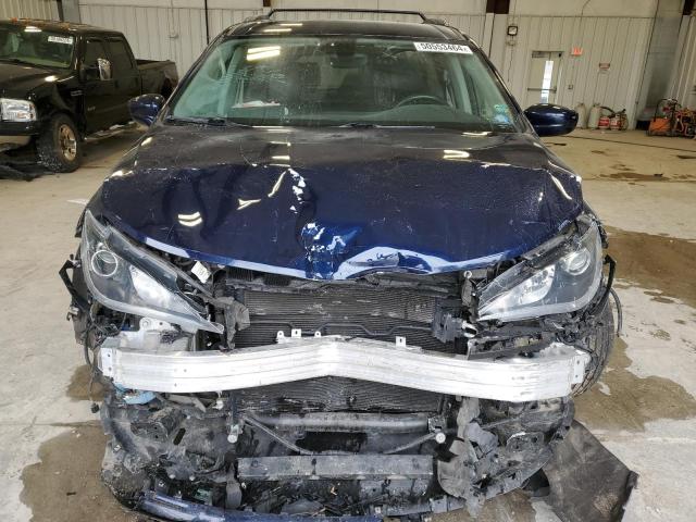 2C4RC1EG2HR832595 - 2017 CHRYSLER PACIFICA TOURING L PLUS BLUE photo 5