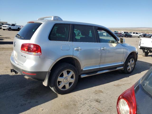 WVGHH77L54D079339 - 2004 VOLKSWAGEN TOUAREG TDI 5.0 SILVER photo 3