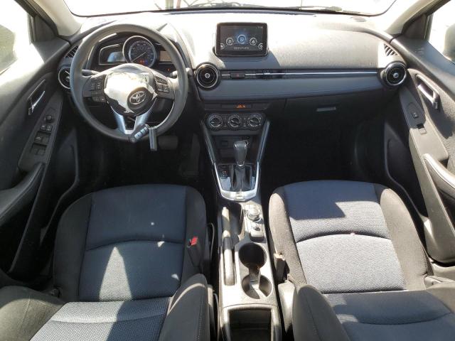 3MYDLBYV2HY172764 - 2017 TOYOTA YARIS IA SILVER photo 8