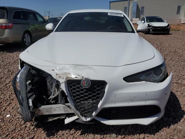 ZARFAECN3J7591208 - 2018 ALFA ROMEO GIULIA TI WHITE photo 5