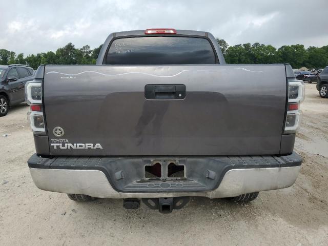 5TFEM5F13CX038678 - 2012 TOYOTA TUNDRA CREWMAX SR5 SILVER photo 6