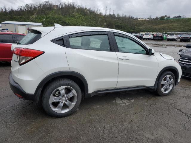 3CZRU6H38NM768904 - 2022 HONDA HR-V LX WHITE photo 3