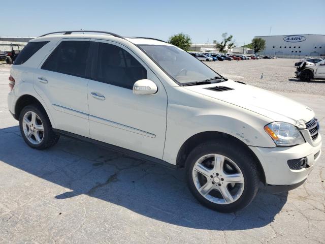 4JGBB86E28A337596 - 2008 MERCEDES-BENZ ML 350 WHITE photo 4