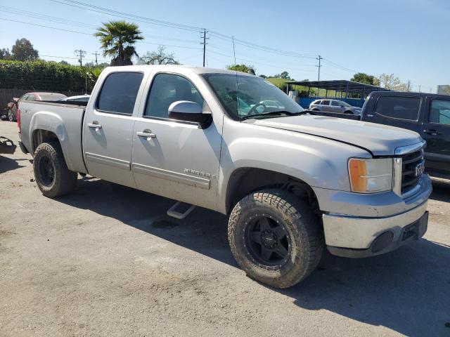 2GTEK13MX71584796 - 2007 GMC NEW SIERRA K1500 CREAM photo 4