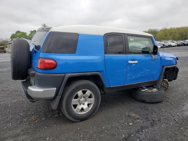 JTEBU11F770056237 - 2007 TOYOTA FJ CRUISER BLUE photo 3