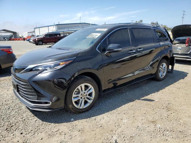 2023 TOYOTA SIENNA LIMITED, null
