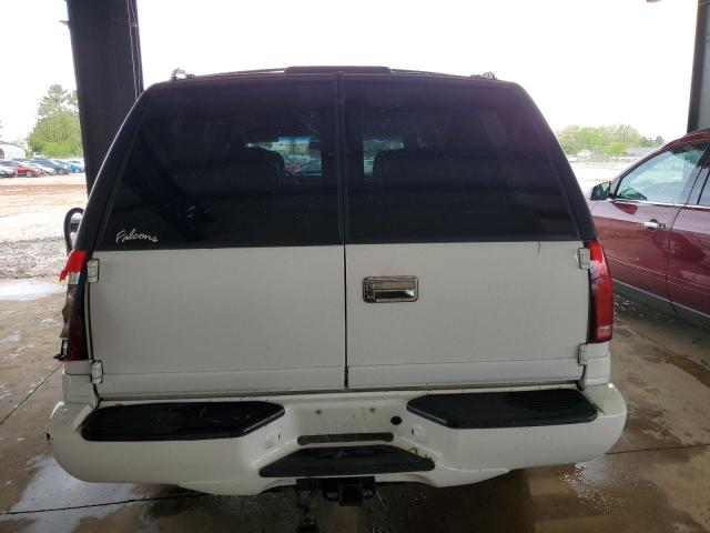 1GYEK13R7YR141245 - 2000 CADILLAC ESCALADE WHITE photo 6