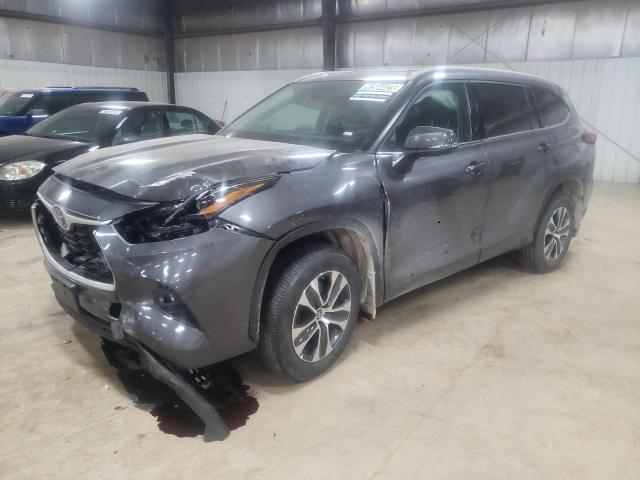 5TDGZRBH7NS233681 - 2022 TOYOTA HIGHLANDER XLE GRAY photo 1
