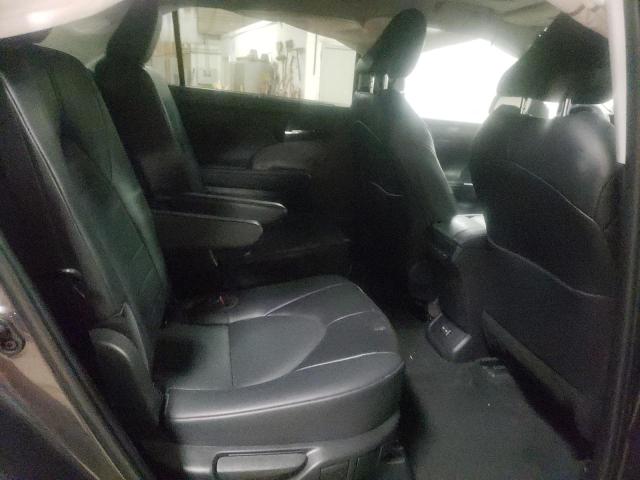 5TDGZRBH7NS233681 - 2022 TOYOTA HIGHLANDER XLE GRAY photo 11
