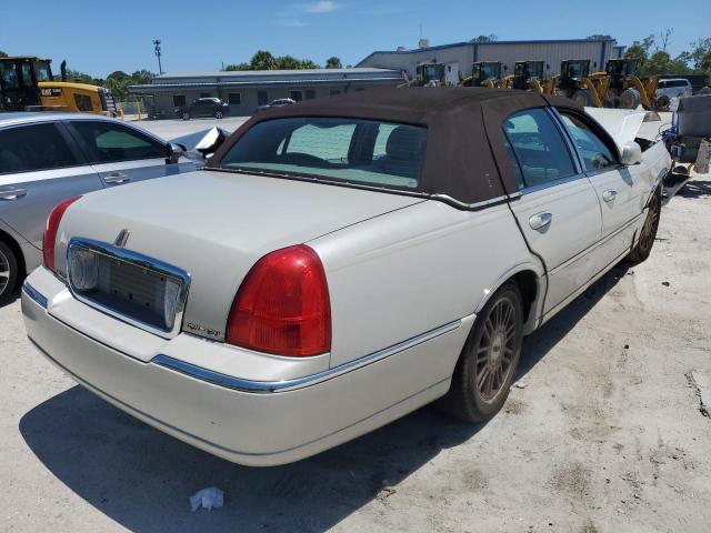 1LNHM82V16Y617699 - 2006 LINCOLN TOWN CAR SIGNATURE LIMITED MAROON photo 3