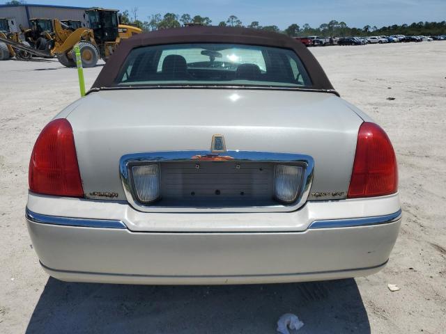 1LNHM82V16Y617699 - 2006 LINCOLN TOWN CAR SIGNATURE LIMITED MAROON photo 6